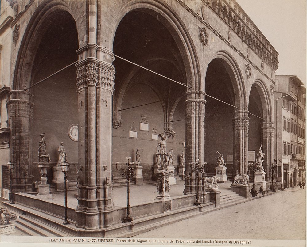 Loggia dei Lanzi: AI Thermography Enhancement Comparisons through 3D Photogrammetry Figure 1