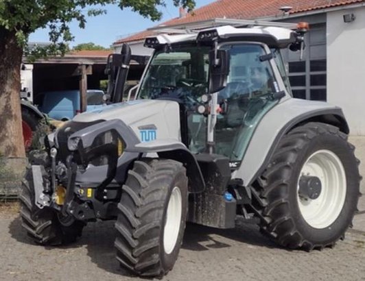 Digital Twin Modeling of a Highly Automated Agricultural Tractor Figure 1