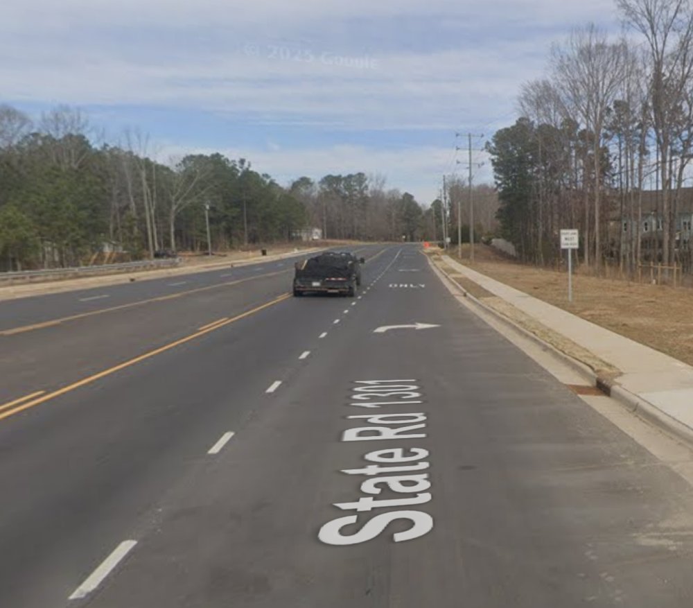 Controlled Experiments on Lane Changing by Transitional Autonomous Vehicle: Dataset and Behavioral Insights Figure 1