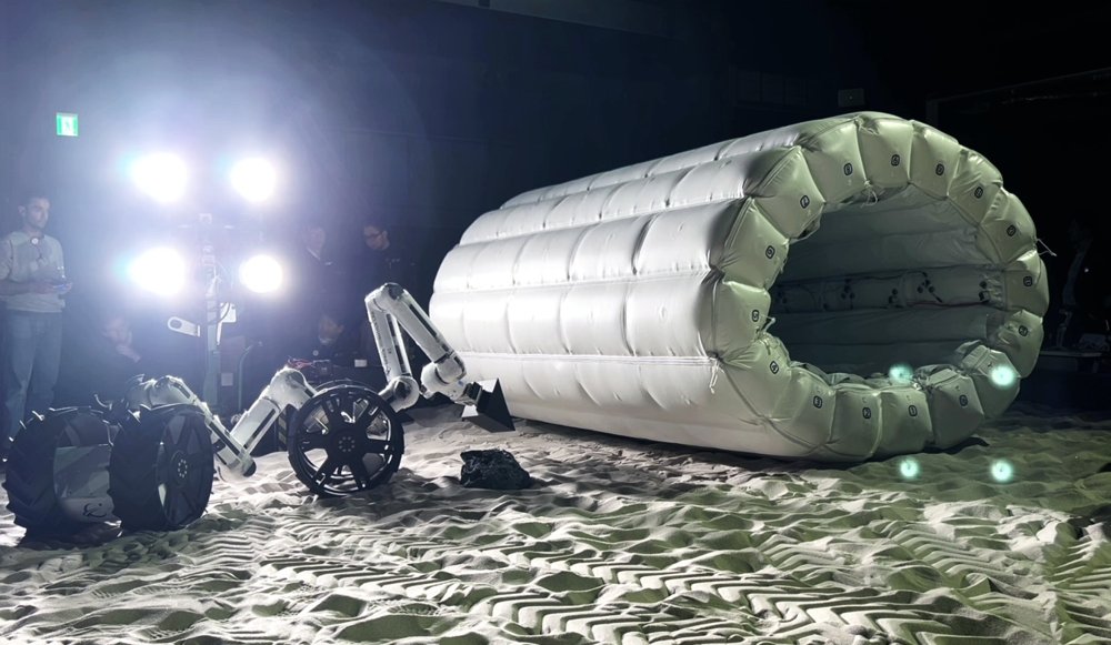 Robot-Assisted Deployment and Maintenance of Inflatable Modules for Lunar Habitation: A Field Demonstration Figure 1