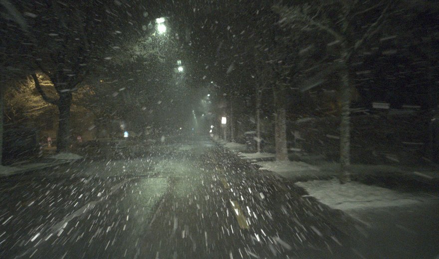 Event-Based De-Snowing for Autonomous Driving Figure 1