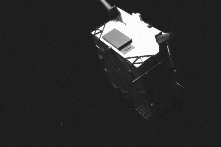 CAD-Free Learning of Spacecraft Pose Estimators via NeRF-Based Augmentations Figure 1